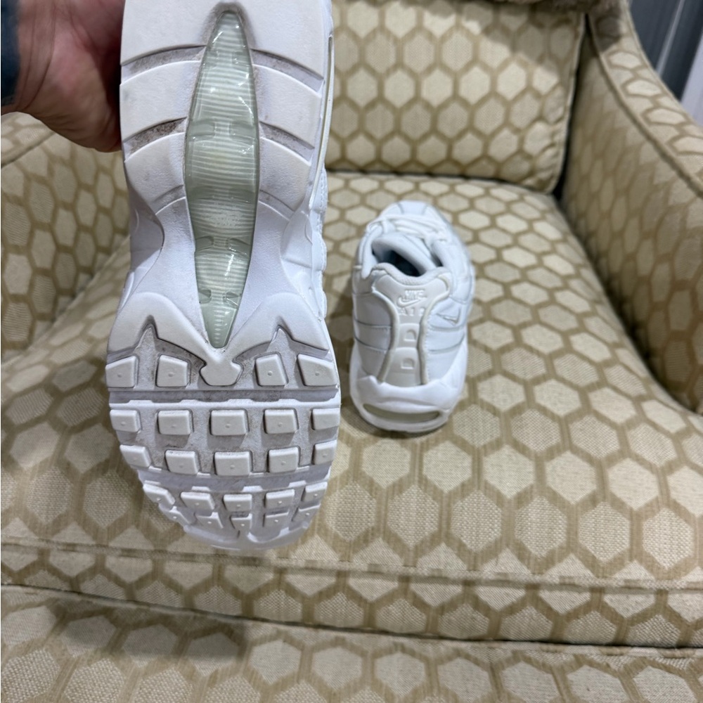 Nike Air Max 95 Triple White size 9.5 men’s - Picture 5 of 5